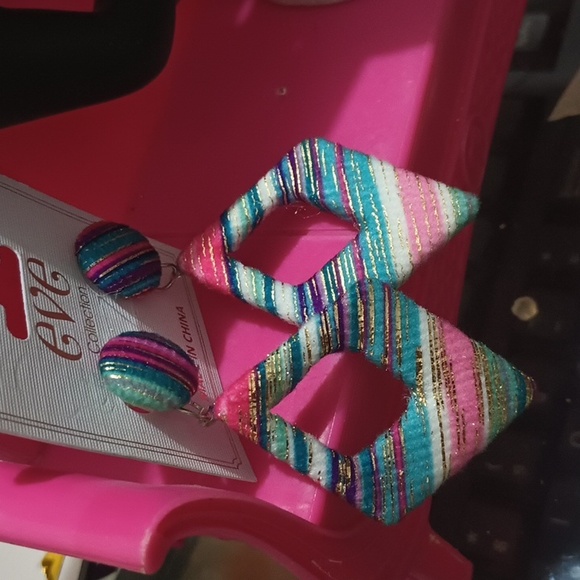 🆕 Fashion Eve Collection earrings - Picture 4 of 7